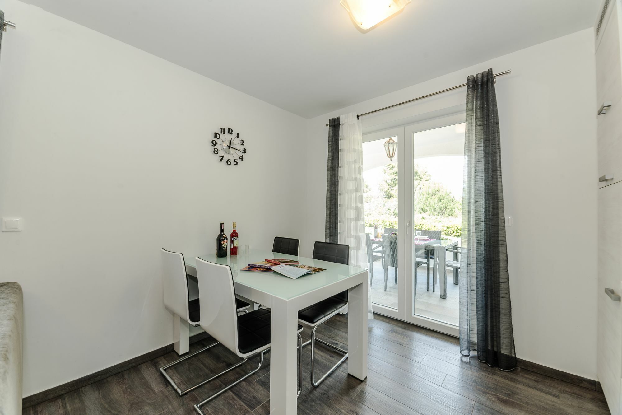 Apartments Basic Вир Екстер'єр фото